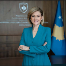Mimoza Kusari-Lila